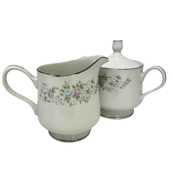 Carlion Fine China Creamer And Sugar Bowl with Lid Set Corsage #481 Japan Floral - Picture 5 of 14